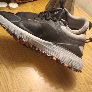 Ladies Running Shoes